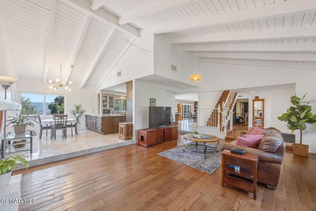 3166 Sycamore Drive, Simi Valley, CA 93065