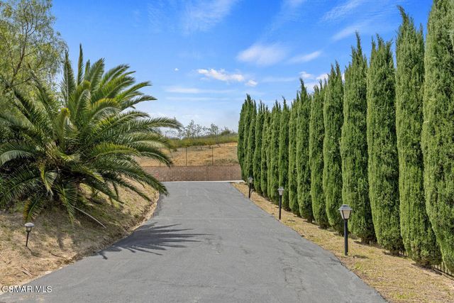 3166 Sycamore Drive, Simi Valley, CA 93065