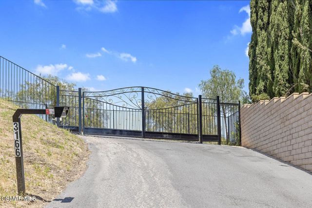 3166 Sycamore Drive, Simi Valley, CA 93065