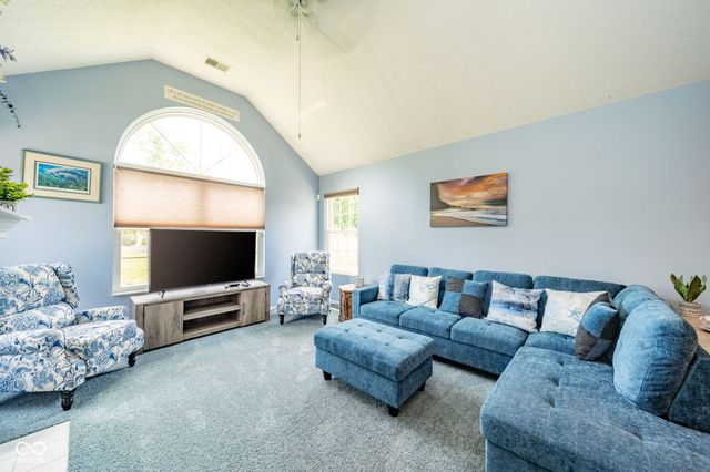 3065 W Applewood Court, Muncie, IN 47304