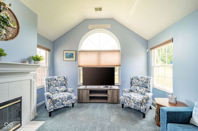 3065 W Applewood Court, Muncie, IN 47304