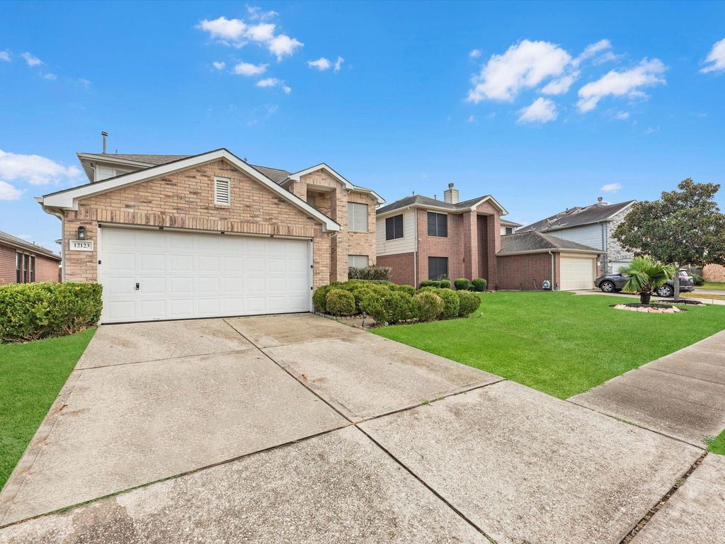 12123 Ravens Nest Lane, Houston, TX 77089