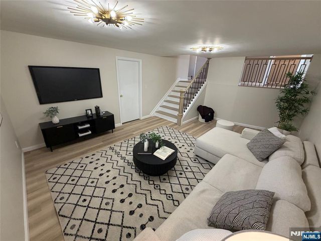 208 Holly Drive, Roselle, NJ 07203