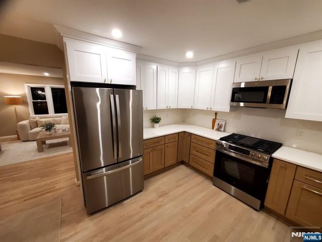 208 Holly Drive, Roselle, NJ 07203