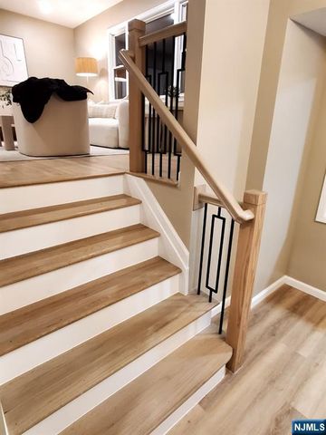 208 Holly Drive, Roselle, NJ 07203