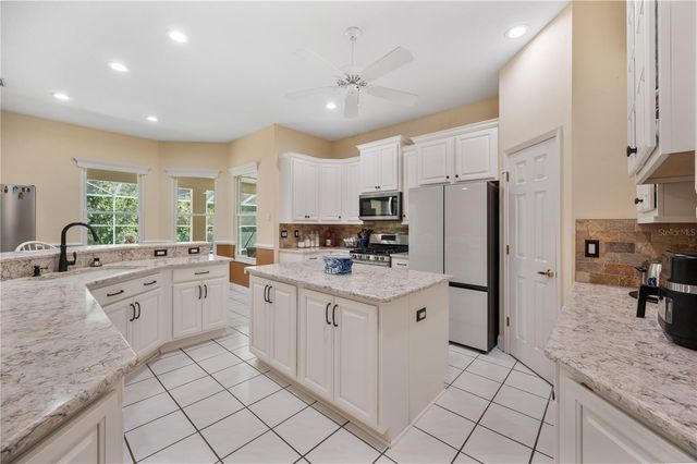 6617 POLEY CREEK DRIVE W, Lakeland, FL 33811