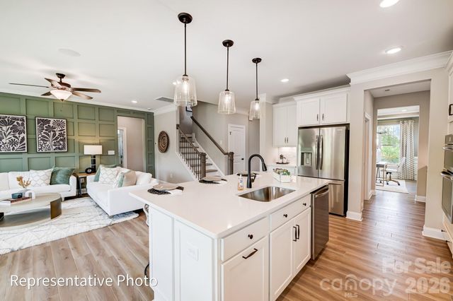 1367 Knob Creek Drive, Gastonia, NC 28054