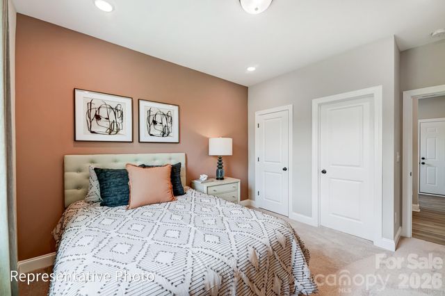 1367 Knob Creek Drive, Gastonia, NC 28054