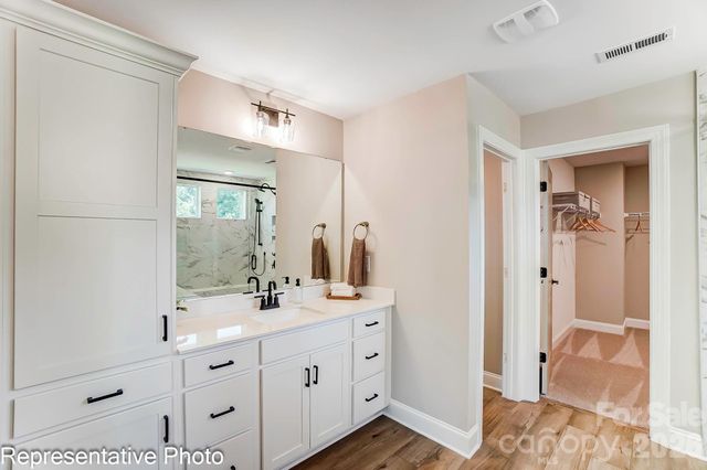 1367 Knob Creek Drive, Gastonia, NC 28054