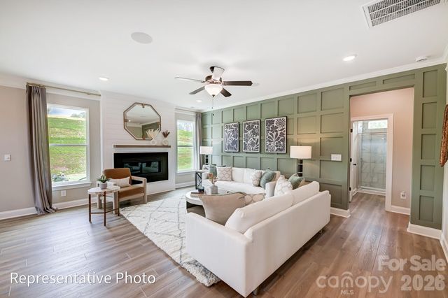 1367 Knob Creek Drive, Gastonia, NC 28054