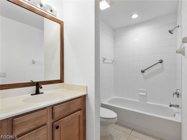 20930 ISLAND SOUND CIR 204, Estero, FL 33928