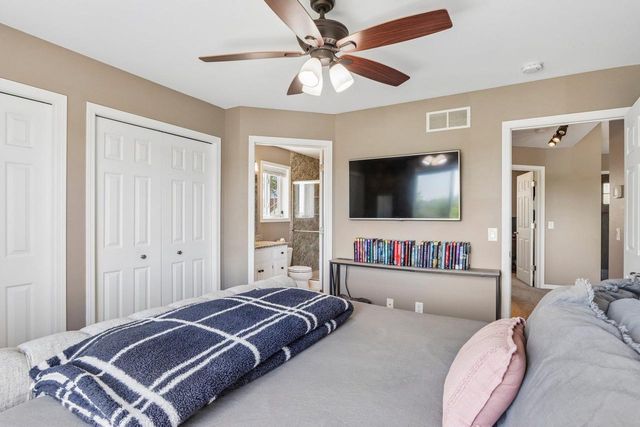 809 Brookstone Crest, Mount Horeb, WI 53572