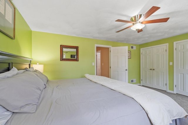 132 Wellman Avenue 132, Chelmsford, MA 01863