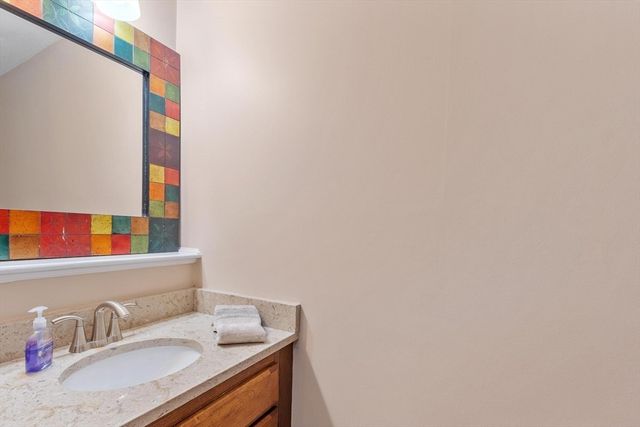 132 Wellman Avenue 132, Chelmsford, MA 01863