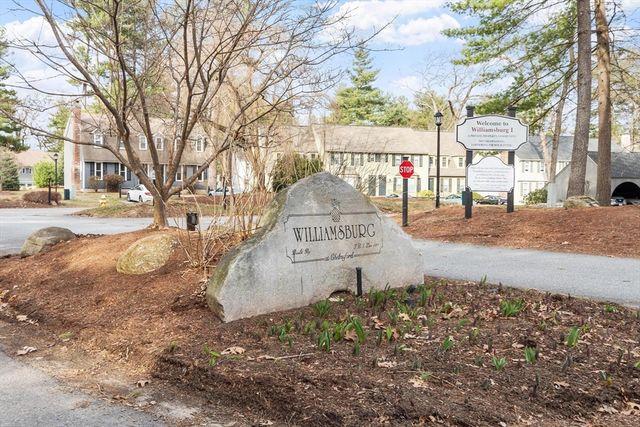 132 Wellman Avenue 132, Chelmsford, MA 01863