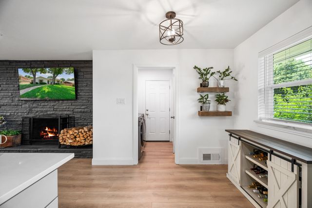 2341 Pinebluff Drive, Dallas, TX 75228