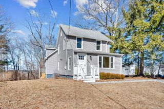 964 Naugatuck Avenue, Milford, CT 06461