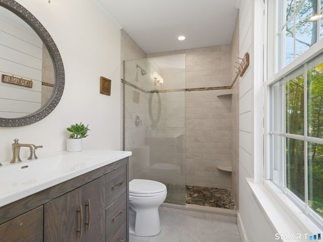 10 Stephanie Drive, New Milford, CT 06776