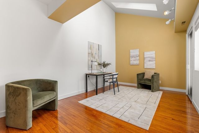 20 Ship Ave 14, Medford, MA 02155