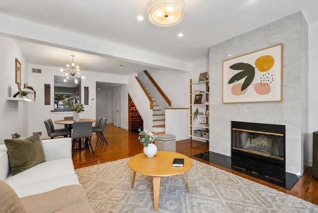 20 Ship Ave 14, Medford, MA 02155