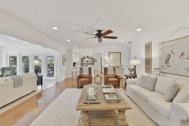 412 STONEHAM DRIVE, Sun City Center, FL 33573