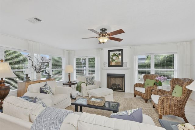 412 STONEHAM DRIVE, Sun City Center, FL 33573