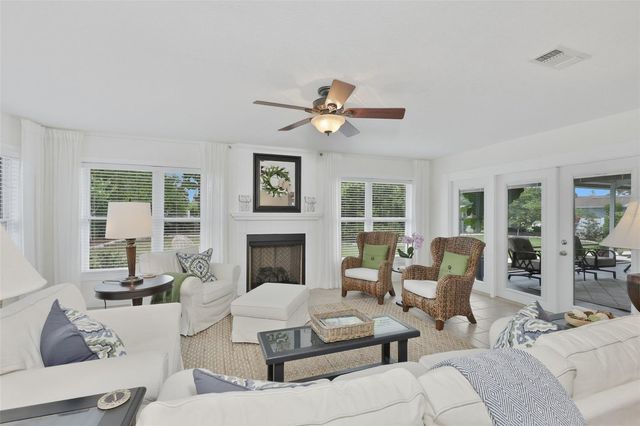 412 STONEHAM DRIVE, Sun City Center, FL 33573