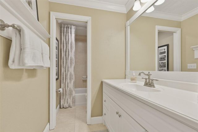 412 STONEHAM DRIVE, Sun City Center, FL 33573