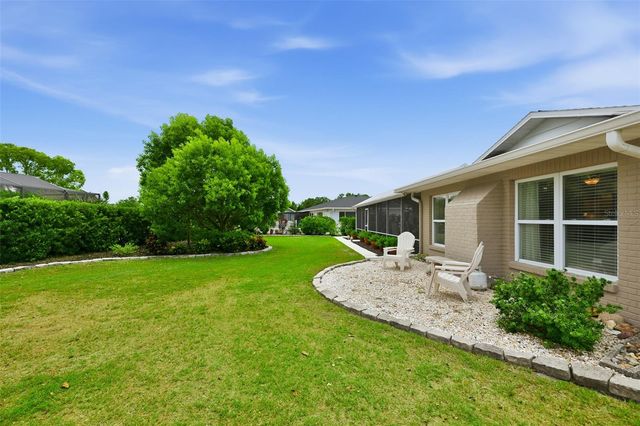 412 STONEHAM DRIVE, Sun City Center, FL 33573