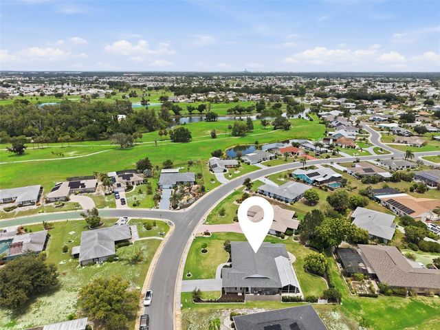 412 STONEHAM DRIVE, Sun City Center, FL 33573
