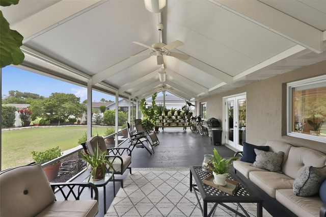 412 STONEHAM DRIVE, Sun City Center, FL 33573