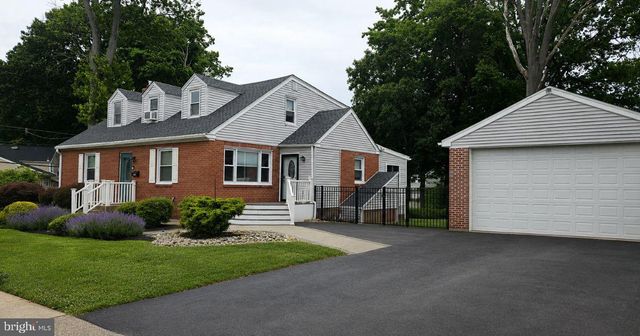 418 BUCHANAN AVE, Folsom, PA 19033