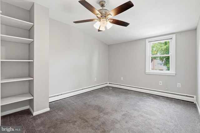 418 BUCHANAN AVE, Folsom, PA 19033