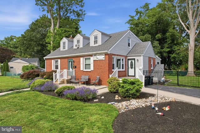 418 BUCHANAN AVE, Folsom, PA 19033