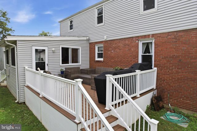 418 BUCHANAN AVE, Folsom, PA 19033