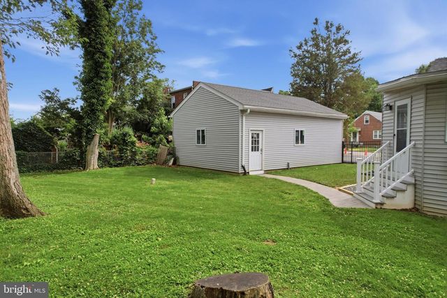 418 BUCHANAN AVE, Folsom, PA 19033