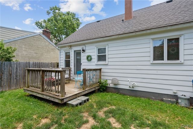 409 Orwood Place, Salina, NY 13208
