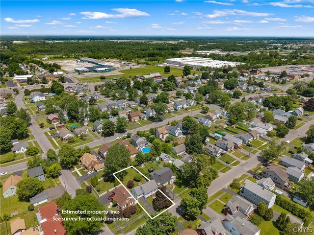 409 Orwood Place, Salina, NY 13208