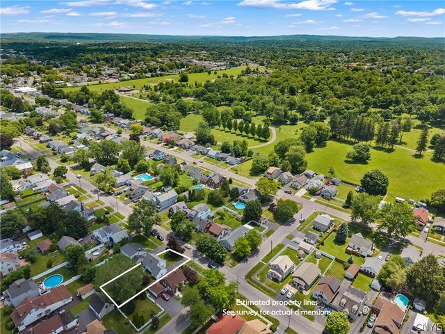 409 Orwood Place, Salina, NY 13208