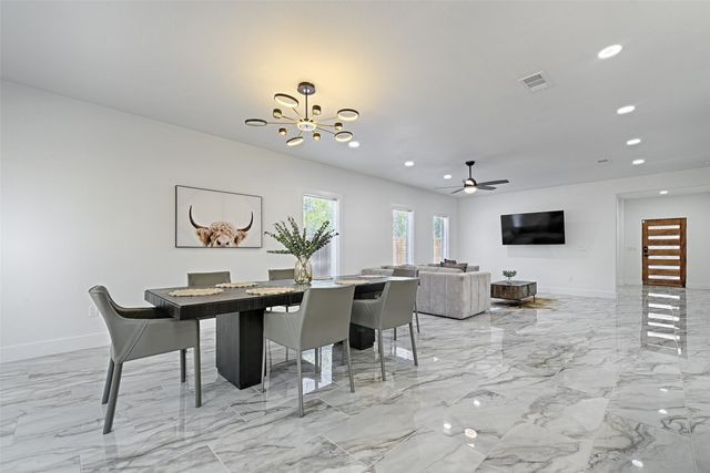 3319 Wake Street, Dallas, TX 75212