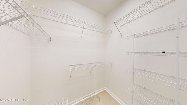 10061 VINEYARD LAKE Road E, Jacksonville, FL 32256