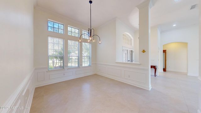 10061 VINEYARD LAKE Road E, Jacksonville, FL 32256