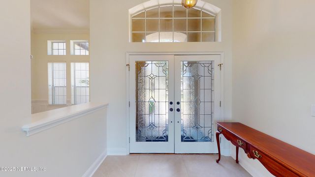 10061 VINEYARD LAKE Road E, Jacksonville, FL 32256