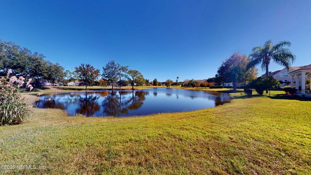 10061 VINEYARD LAKE Road E, Jacksonville, FL 32256