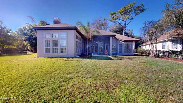 10061 VINEYARD LAKE Road E, Jacksonville, FL 32256