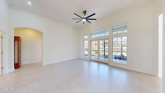 10061 VINEYARD LAKE Road E, Jacksonville, FL 32256