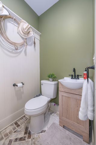 153 Lewis Rd, Morrison, TN 37357