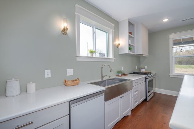 153 Lewis Rd, Morrison, TN 37357