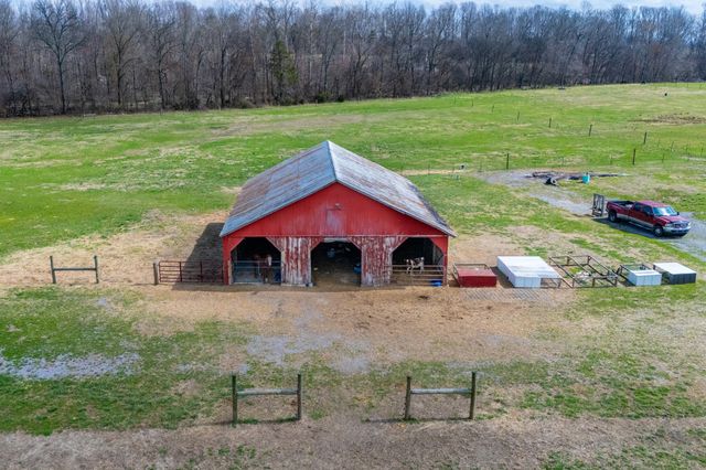 153 Lewis Rd, Morrison, TN 37357