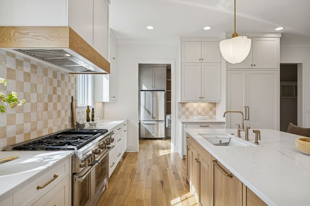 3510 Robin Rd, Nashville, TN 37204